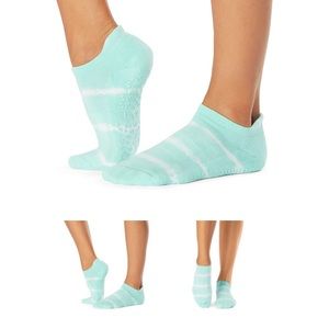Tavi Active - Savvy - grip low rise socks Teal Pastel Wave Stripe